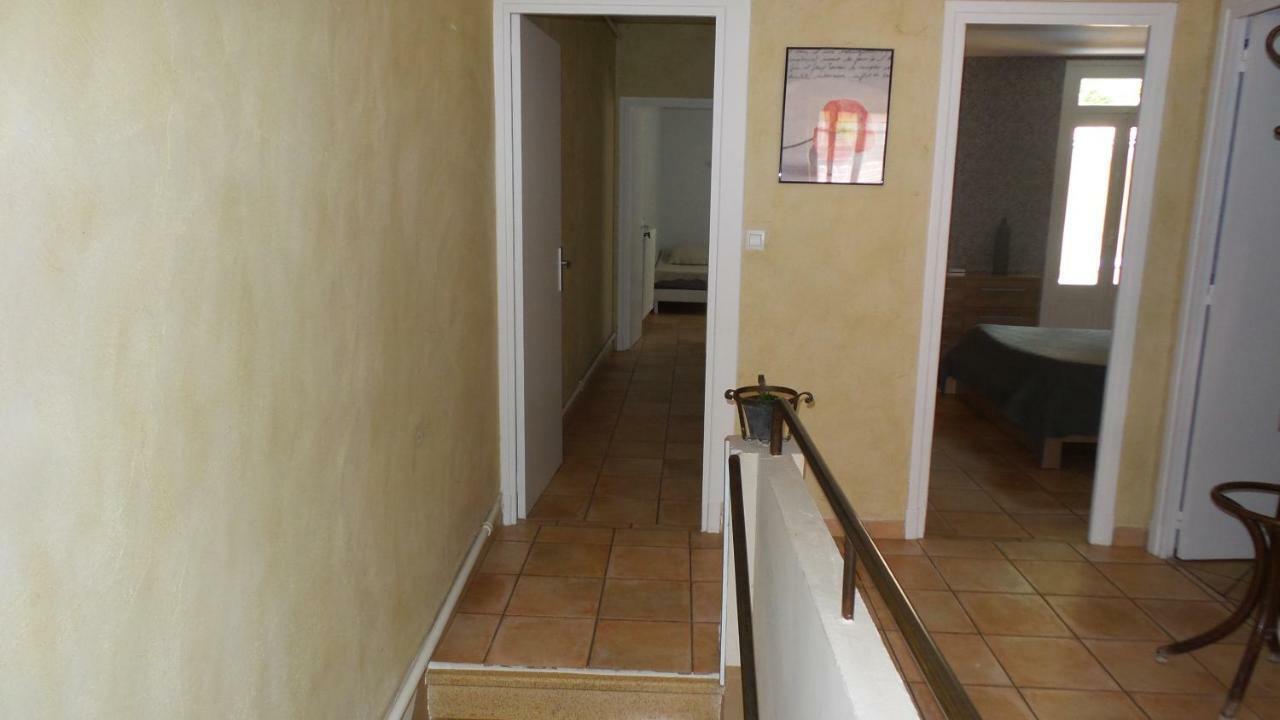 Spacieux Logement Face A La Cite Medievale Carcassonne Zewnętrze zdjęcie